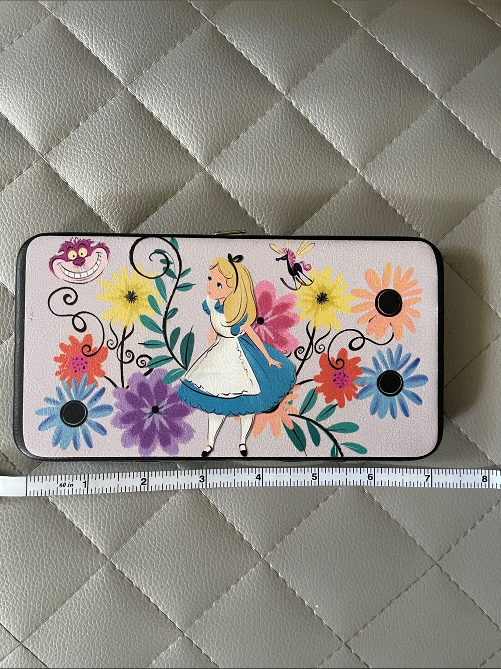 ALICE IN WONDERLAND Clutch Wallet - Picture 4 of 5